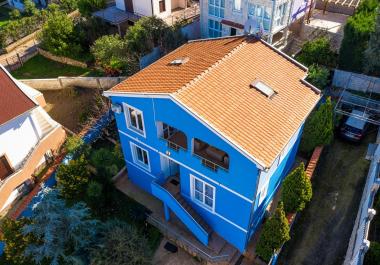 Three storey house in Uteha, Kunje with sauna and sea view