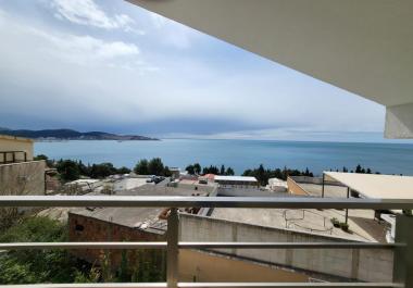 New villa 205 m2 in Bar with sea view