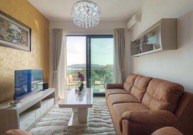 Stunning sea and mountain view apartment 51 m2 in Bečići 500 m from the beach