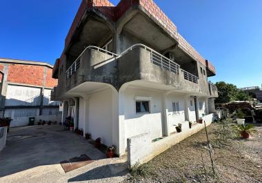 Big mini hotel in Sutomore with 8 apartments 650 m to the sea