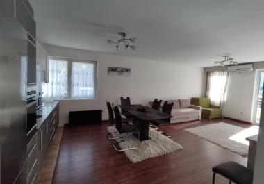 Flat in Petrovac