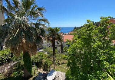 Big luxurious sea-view house in Petrovac with garden just 5 minute to beach