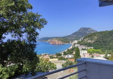 Four-apartment home in scenic Sutomore-unbelievable price