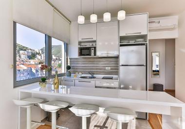 Stunning 2 bedroom apartment 57 m2 in Budva just 200 m from sea