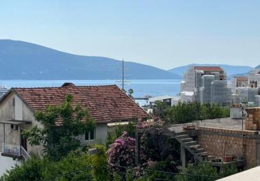 Sea view 2 bedroom gem 71 m2 in Tivat near Porto Montenegro