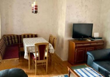 Flat in Petrovac