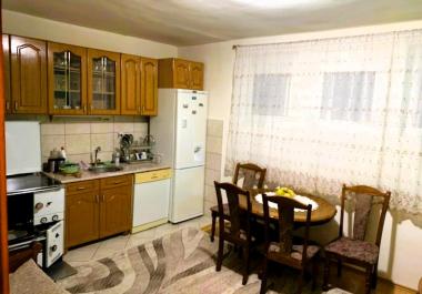 Charming 68 m2 flat in Kolasin center with fireplace and parking