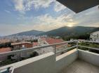 Cozy 2 bedroom 76 m2 flat in Budva with terrace near sea and park