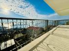 Panoramic sea view new flat 69 m2 in Bar with pool