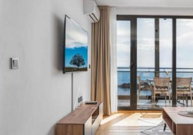 Flat in Sveti Stefan