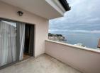 Breathtaking 70 m2 seaview penthouse apartment in Miločer with garage