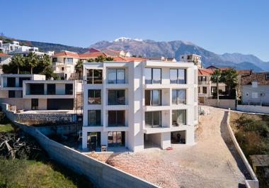 New lux sea view discounted apartment in Tivat at the construction stage