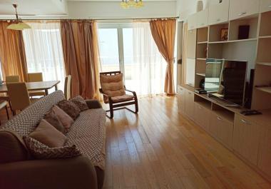 Charming sea-view 75 m2 apartment in Dobrota with pool and 30 m2 terrace