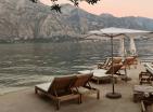 Stunning seaview apartment 178 m2 in residence with giant pool, Orahovac, Kotor