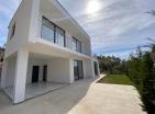 Modern house in Bar, Bartula with a well-maintained Plot