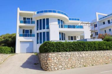 319 m2 villa with stunning sea views in Dobra Voda, Bar with a pool