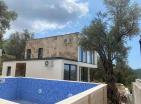 Exclusive 170 m2 villa with pool and sea view in Bar