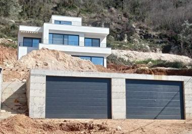 New modern villa with rooftop terrace with great panoramic sea view in Buljarica