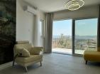 Sea view terrace 75 m2 apartment in Bar with garage