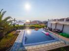 Stunning 330 m2 pool villa steps from the sea in Utjeha