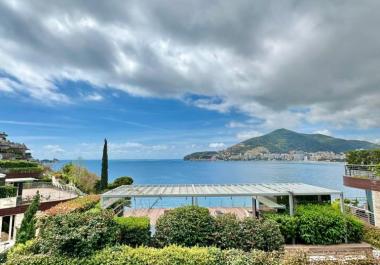 Flat for sale in Budva