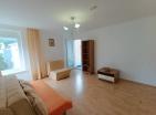 One bedroom 55 m2 apartment in Budva on 4 floor with windows to green park