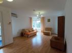 One bedroom 55 m2 apartment in Budva on 4 floor with windows to green park