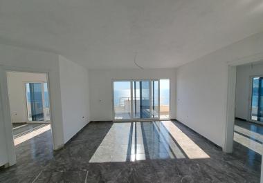 Stunning sea-view 86 m2 apartment in Dobra Voda, great investment