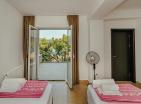 Seaside serenity: modern 2-bedroom 96m2 apartment in Kamenari with sea view