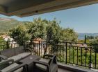 Seaside serenity: modern 2-bedroom 96m2 apartment in Kamenari with sea view