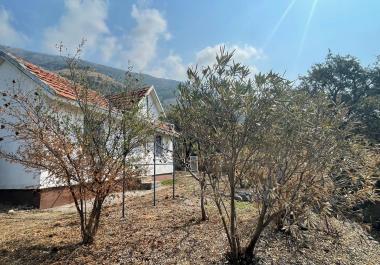 Charming sea view 45 m2 house in Sutomore