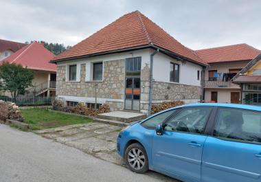 Buy a house in Kolasin