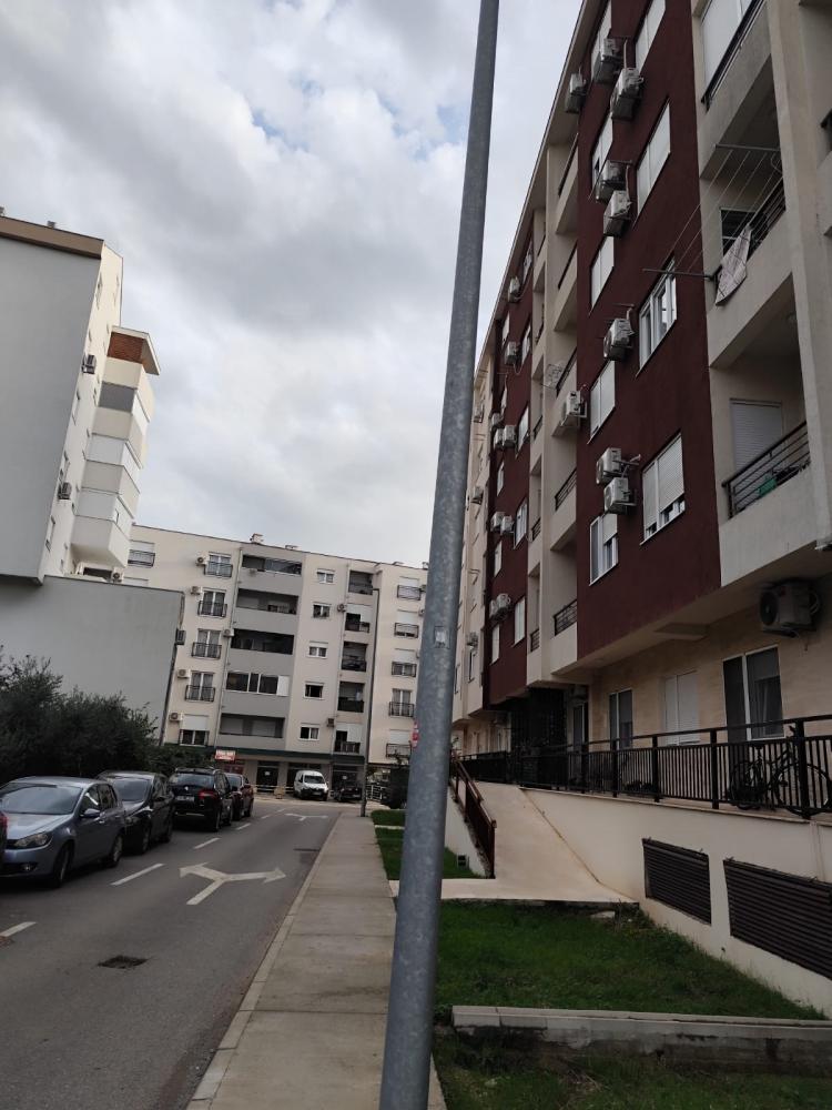 New modern 66 m2 apartment in Podgorica, good location