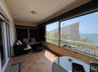 Sea view two bedrooms 87 m2 apartment with parking and terrace