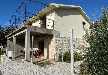 Stunning 220 m2 sea-view villa with pool in Budva