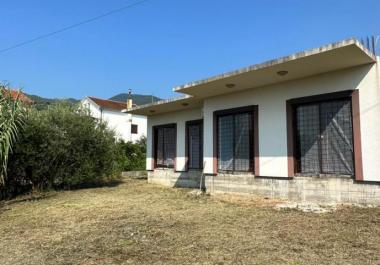 House for sale in Bijela