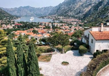 House in Kotor