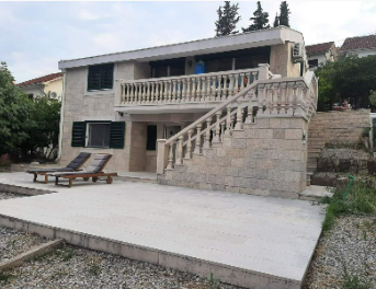 Two-Story 150m2 House with Sea View in Krasici