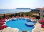 Luxury Coastal 123 m2 Apartment in Bečići with Stunning Sea Views