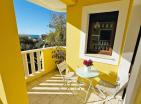 Charming garden 120 m2 flat in Petrovac just minutes from the sea