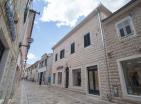 Commercial property space in Herceg Novi next to the sea and center for sale