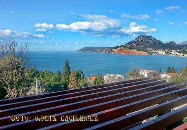 Stone lux house in Sutomore with great view to sea for renting in 150 from sea